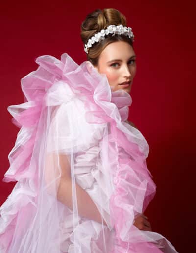 Coiffure chignon de face collection Jade de Laurent Voisinet